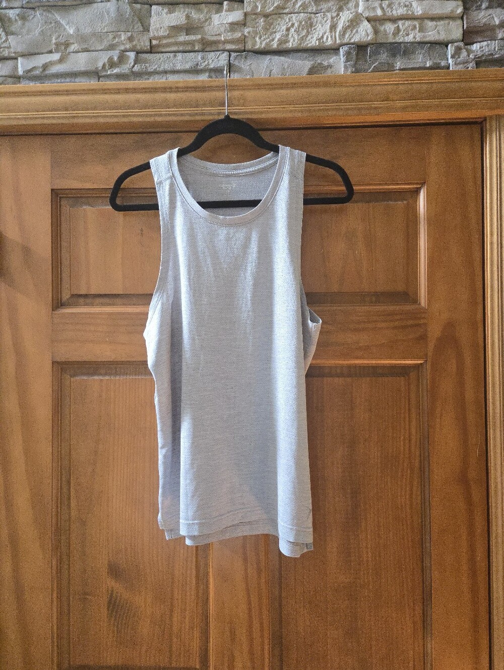Old Navy Light Gray Racerback Tank Top Size M